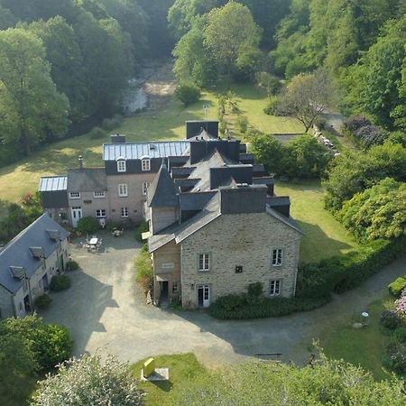 Domaine Des Papeteries Acomodação com café da manhã Plounevez-Moedec Exterior foto