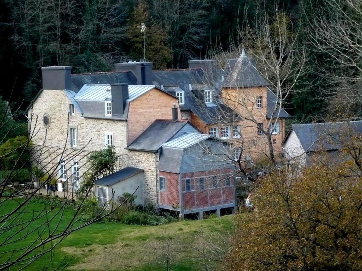 Domaine Des Papeteries Acomodação com café da manhã Plounevez-Moedec Exterior foto