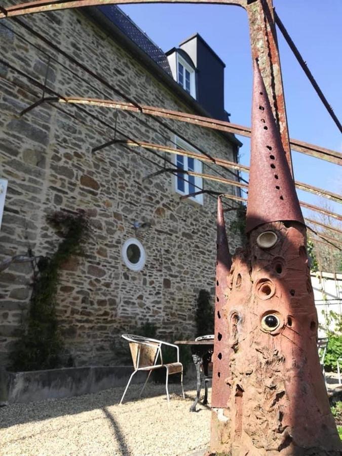 Domaine Des Papeteries Acomodação com café da manhã Plounevez-Moedec Exterior foto