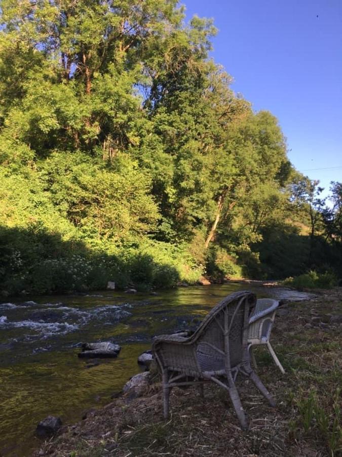 Domaine Des Papeteries Acomodação com café da manhã Plounevez-Moedec Exterior foto