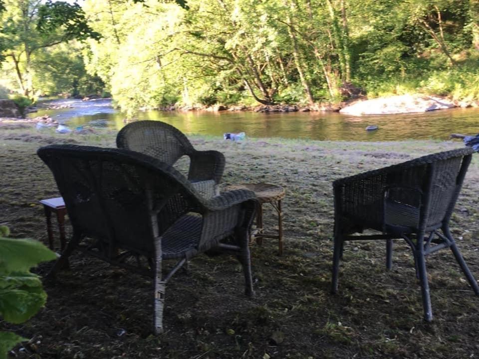 Domaine Des Papeteries Acomodação com café da manhã Plounevez-Moedec Exterior foto